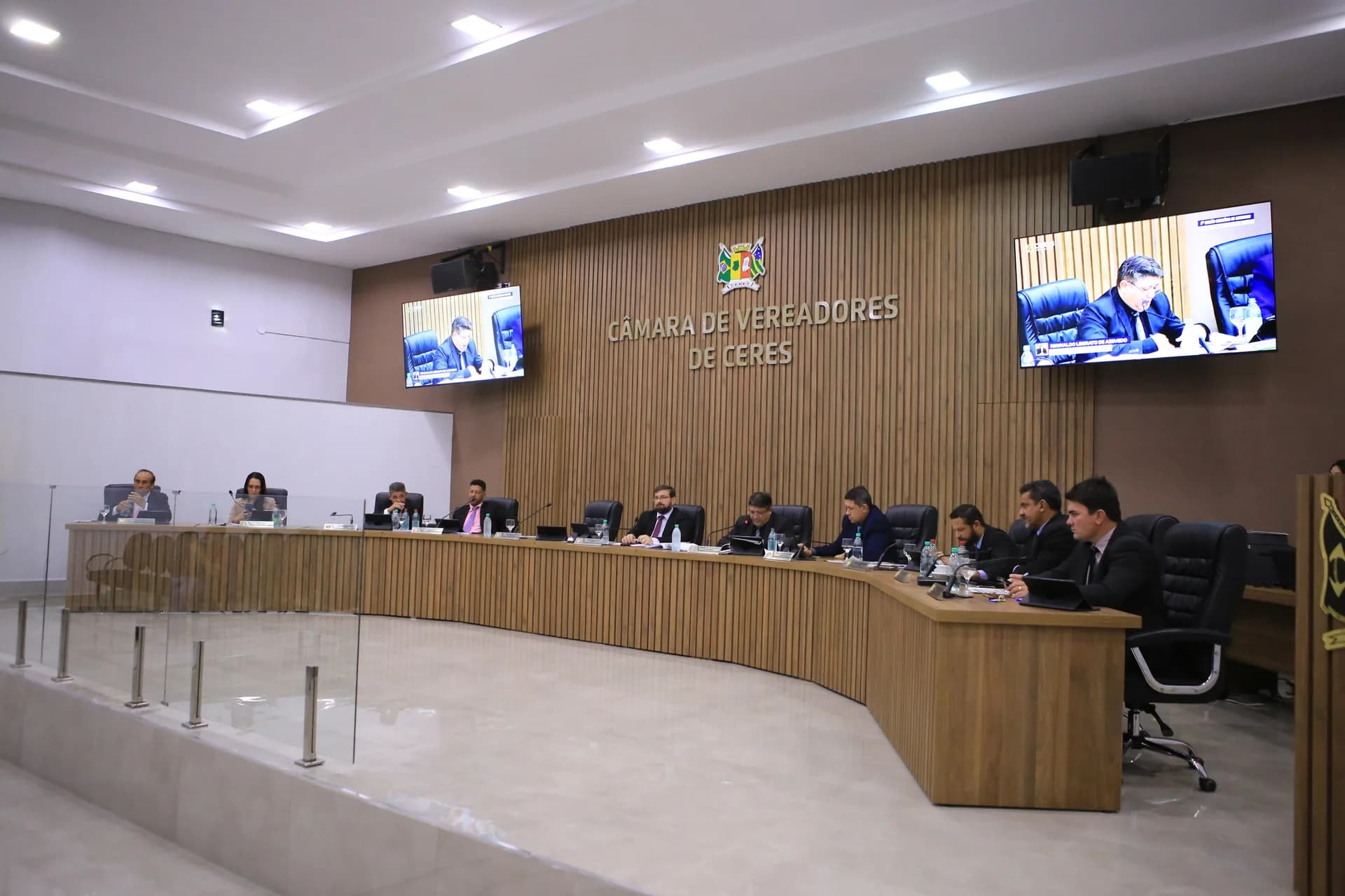 Câmara de Ceres aprova Projeto e requerimentos em Sessão Ordinária